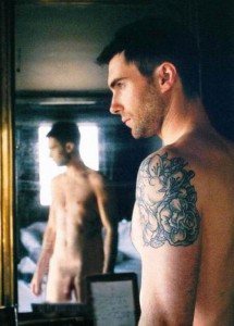 Adam Levine nude!